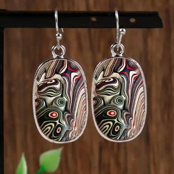 New Unique Bohemian Camouflage Totem Earrings Silver Tone & Hooks - Picture 2 of 3